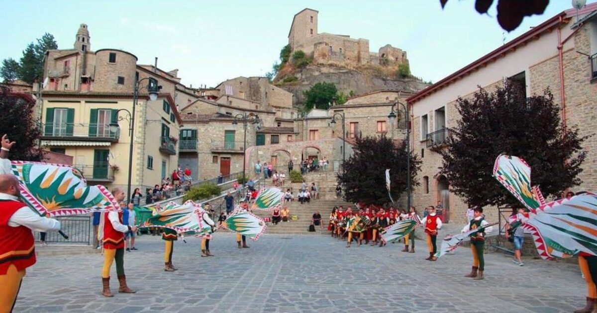 https://www.quotidianodelsud.it/wp-content/uploads/2026/08/laurenzana.jpg