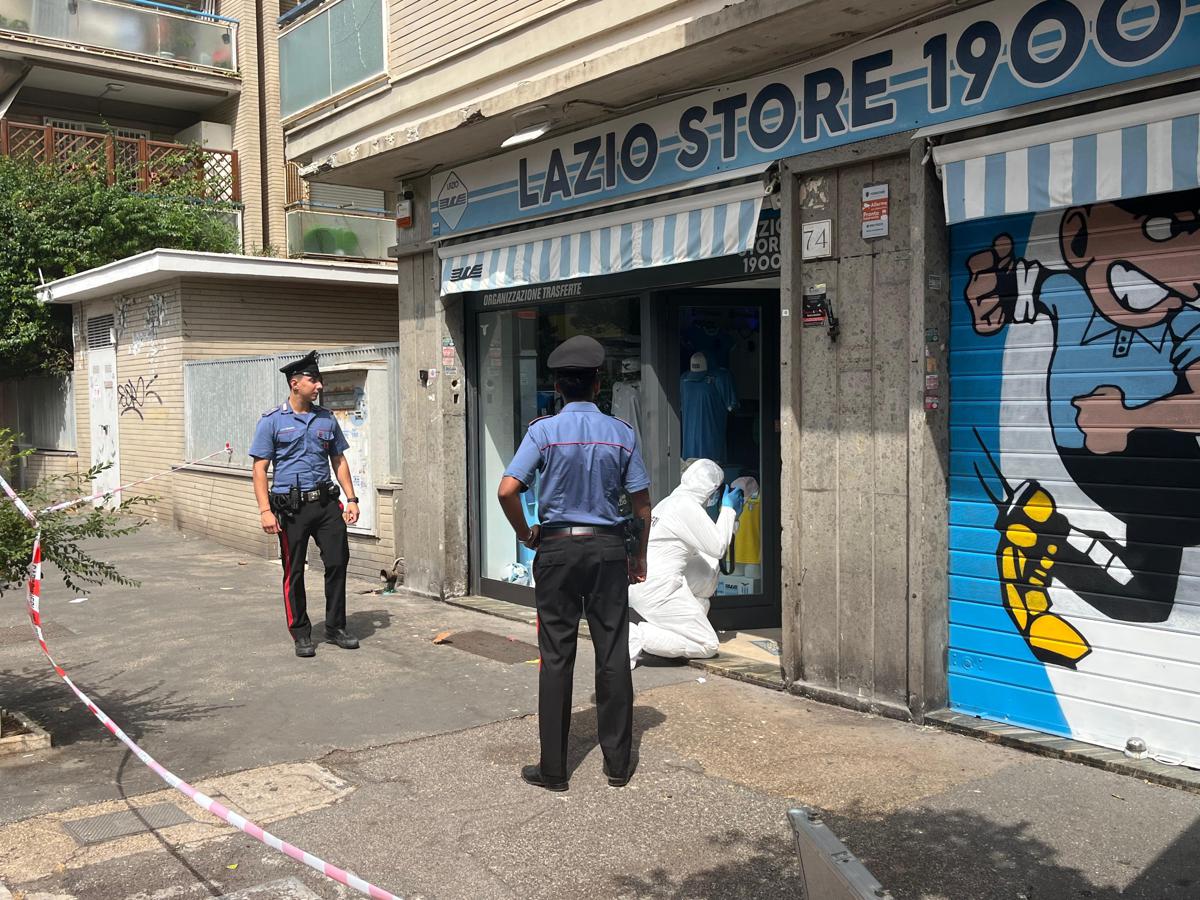 https://www.quotidianodelsud.it/wp-content/uploads/2026/08/lazio-store.jpeg