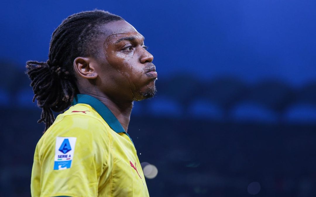 Leao resta al Milan? L’Aston Villa frena, per il portoghese spunta il Tottenham
