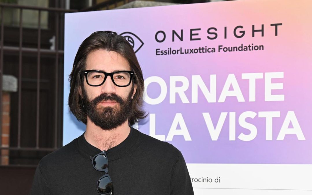 EssilorLuxottica, Leonardo Maria Del Vecchio lascia tutti gli incarichi