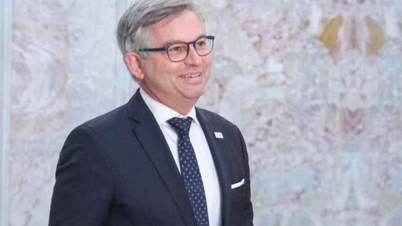 Ceuta, Ue: “Crisi risolta, legittimi hub rimpatri in Paesi terzi”