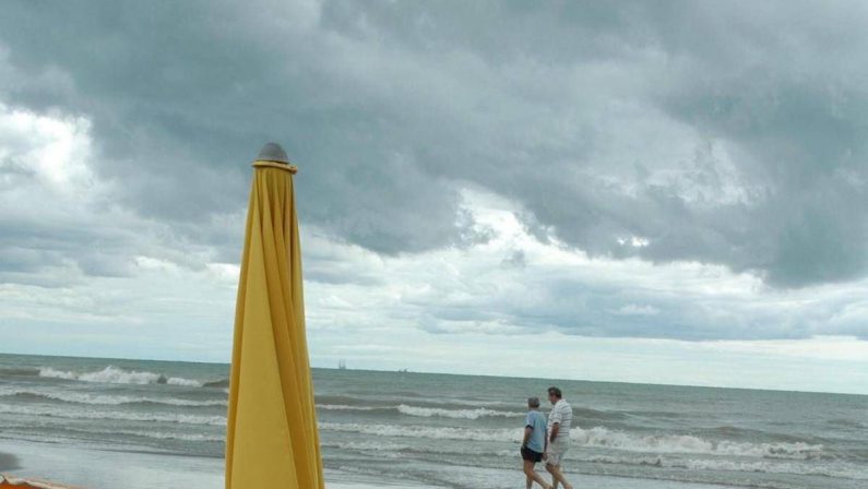 Meteo, doppia svolta in arrivo: maltempo, fresco e poi nuovo caldo africano sull’Italia