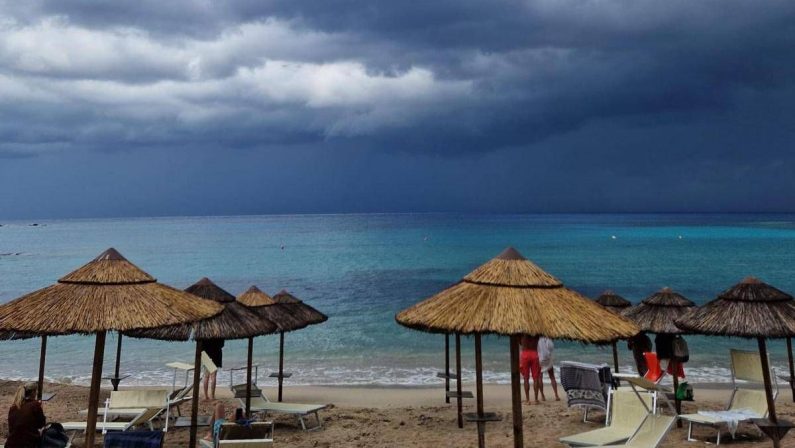 Meteo, cambia tutto: temporali e grandinate in arrivo, calo delle temperature dal 20 agosto