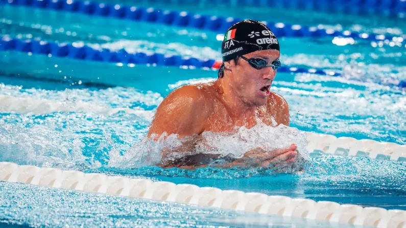 Martinenghi oro e Cerasuolo bronzo nei 100 rana agli Europei di nuoto, Curtis bronzo nei 100 stile