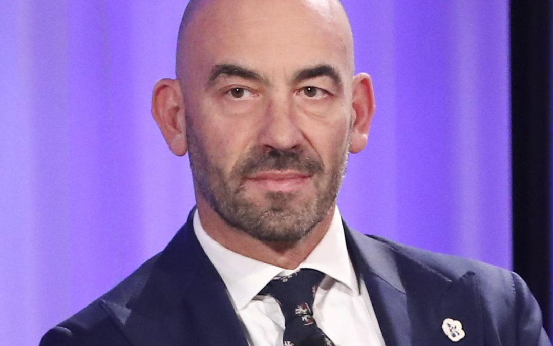 Un morto per ‘batterio mangiacarne’, Bassetti: “Attenti a dove nuotate”