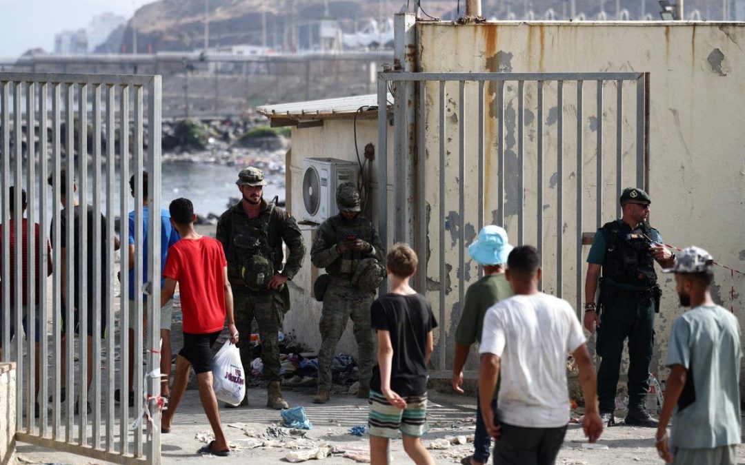 Ceuta, ancora 5mila migranti in città: “Emergenza non è finita”