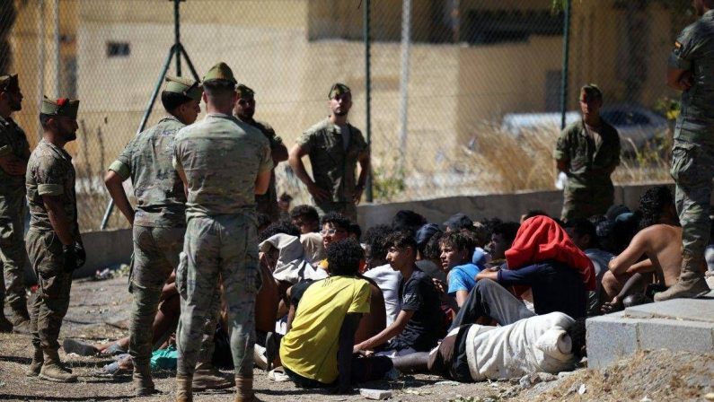 Migranti, fonti Viminale: “Azzerati con Germania e altri Paesi i ‘dublinanti’ arrivati prima del 12 giugno”