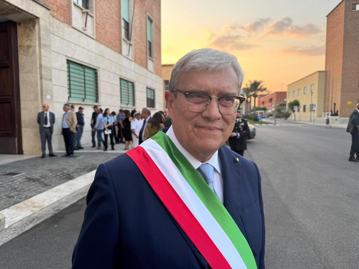 https://www.quotidianodelsud.it/wp-content/uploads/2026/08/mosca-sindaco-sabaudia-adn.jpeg