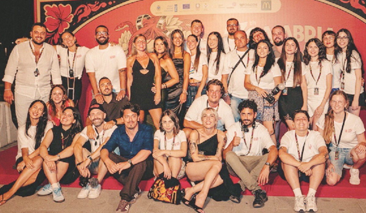 https://www.quotidianodelsud.it/wp-content/uploads/2026/08/my-borther-lyosha-and-i-crotone.jpg