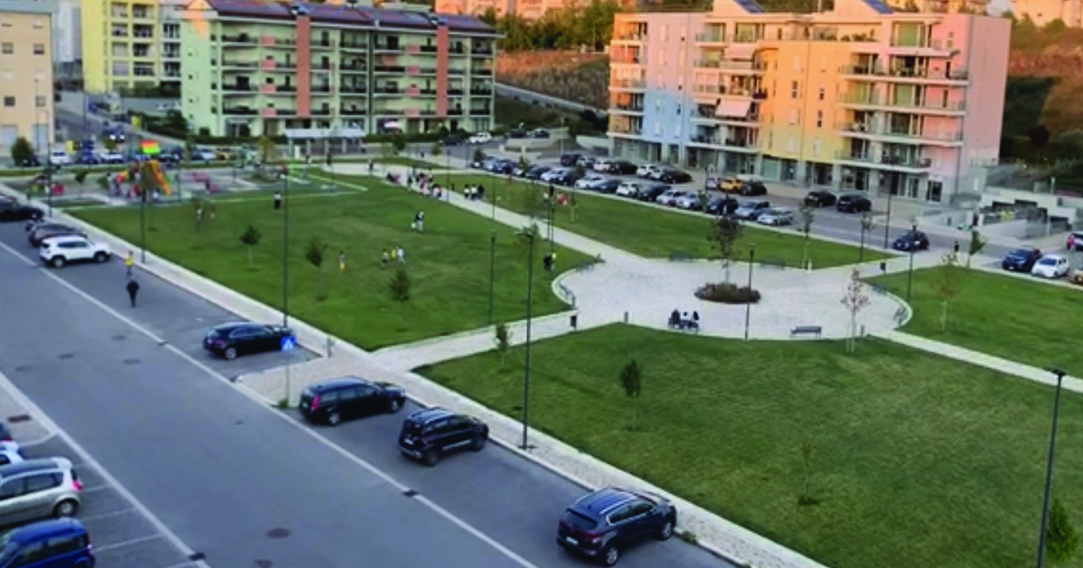 https://www.quotidianodelsud.it/wp-content/uploads/2026/08/piazza-albino-pierro-potenza.jpg
