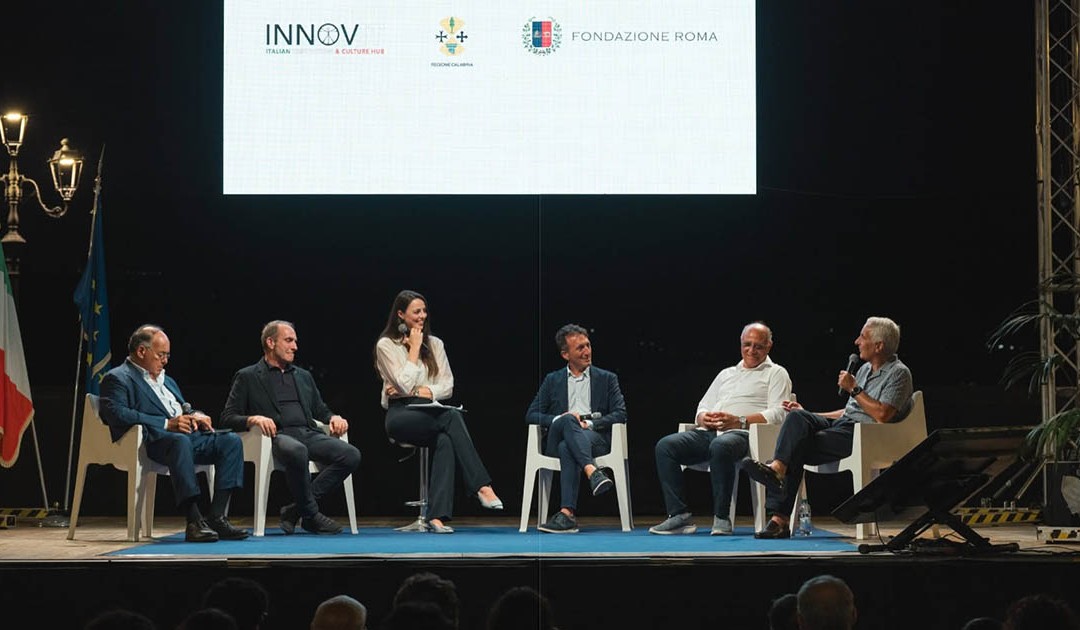 Un momento del talk tra i rettori delle Università calabresi a Pizzo Calabro (Credits Facebook L'orodicalabria)