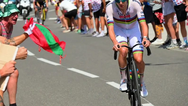 Pogacar a caccia della storia alla Vuelta 2026, si parte con la crono di Monaco