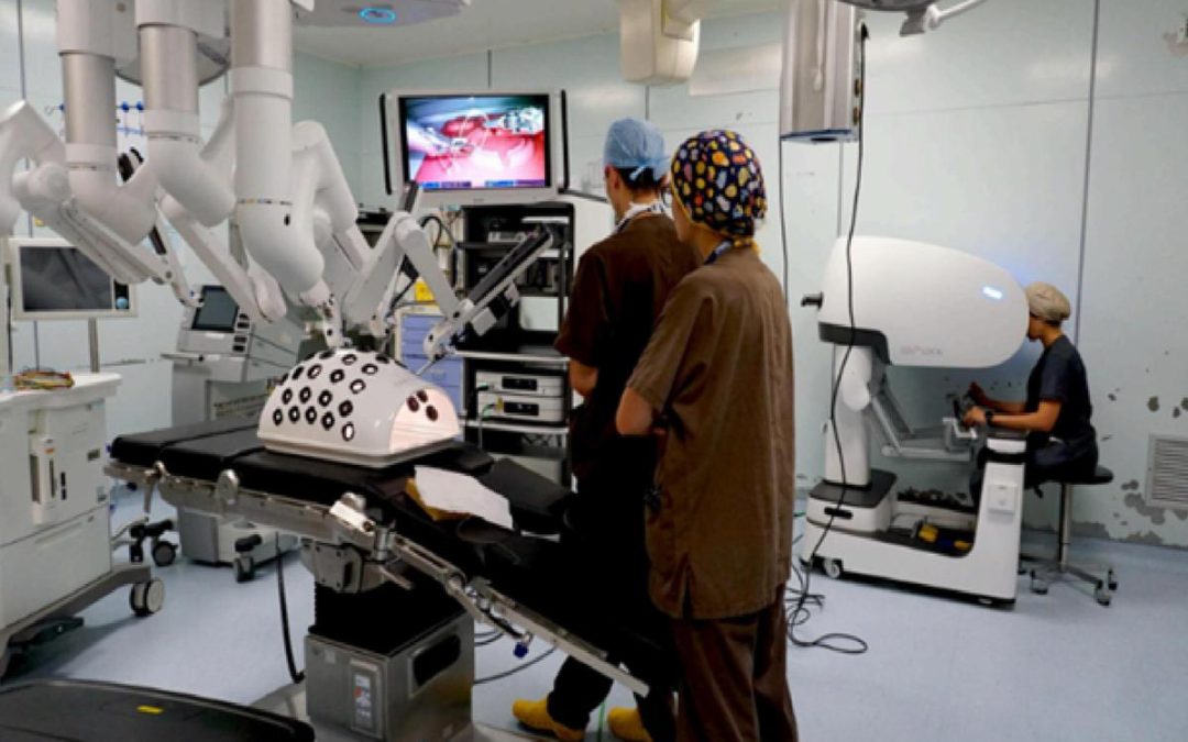 Policlinico di Milano primo ospedale pubblico con nuovi robot chirurgici provenienti dalla Cina