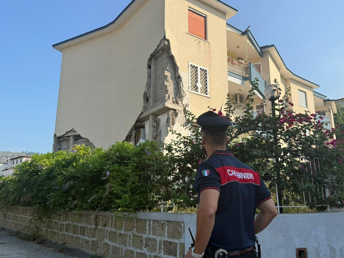 https://www.quotidianodelsud.it/wp-content/uploads/2026/08/pozzuoli-terremoto-1.jpeg