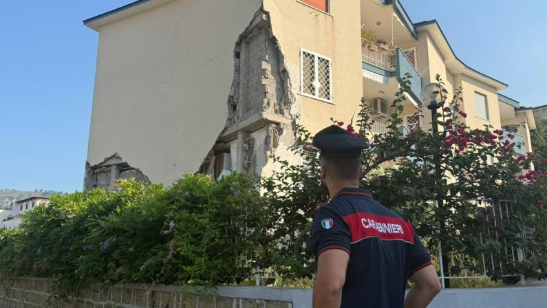 Campi Flegrei, prosegue lo sciame sismico: altre 5 scosse stamattina