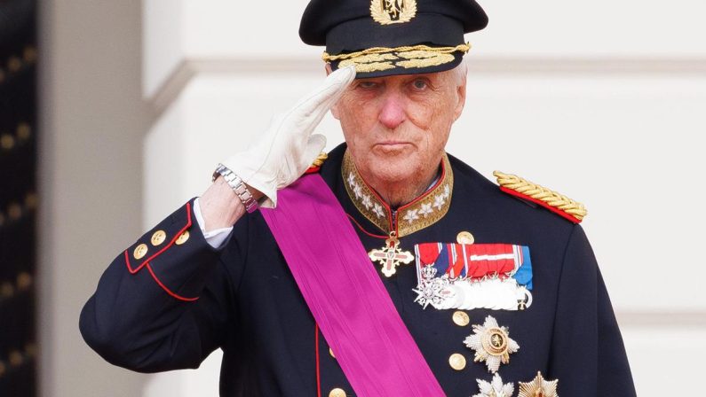 Morto a 89 anni re Harald V, la Norvegia piange il suo monarca