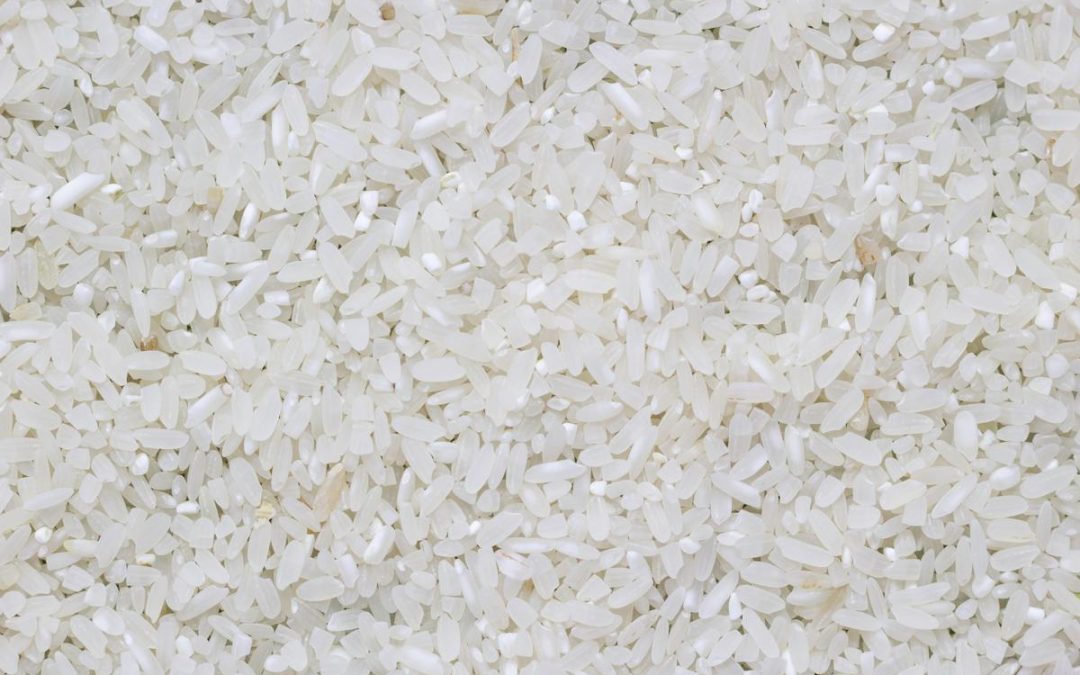 La ‘nuova’ ricetta per il riso in bianco: “Non si cuoce con l’acqua…”
