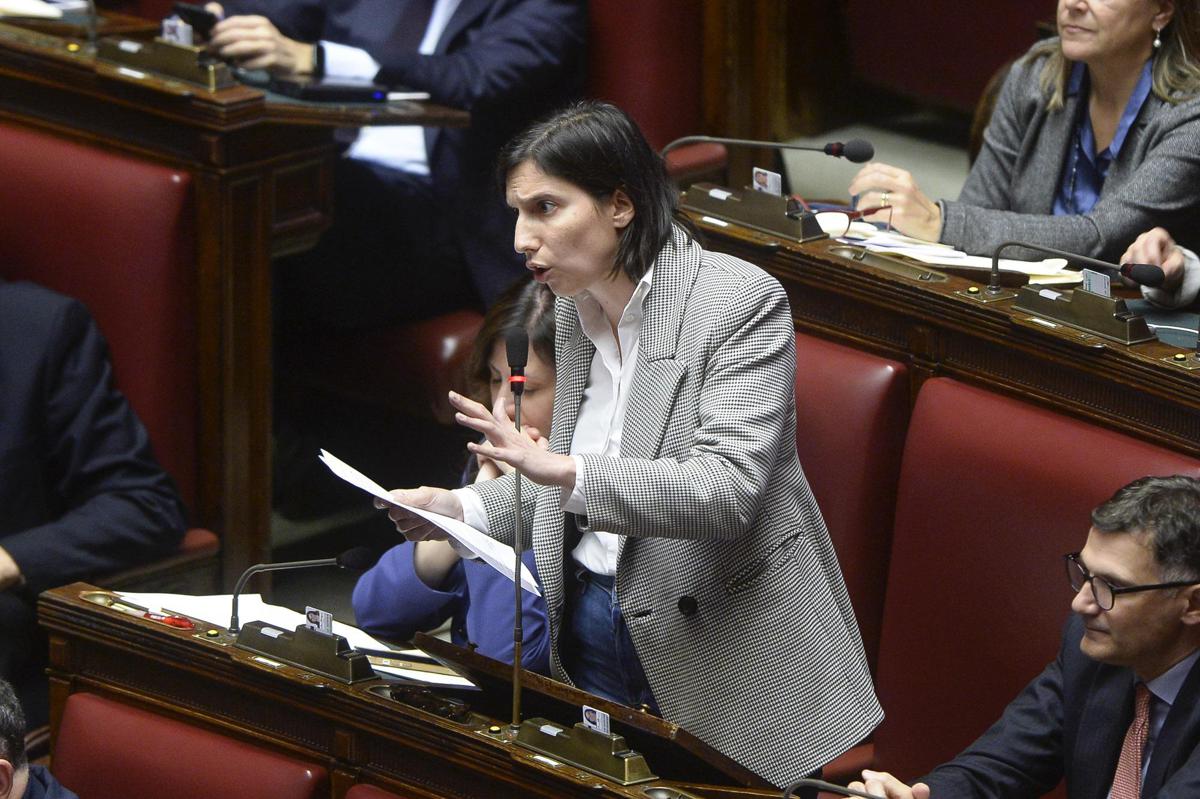 https://www.quotidianodelsud.it/wp-content/uploads/2026/08/schlein-camera-fg.jpeg
