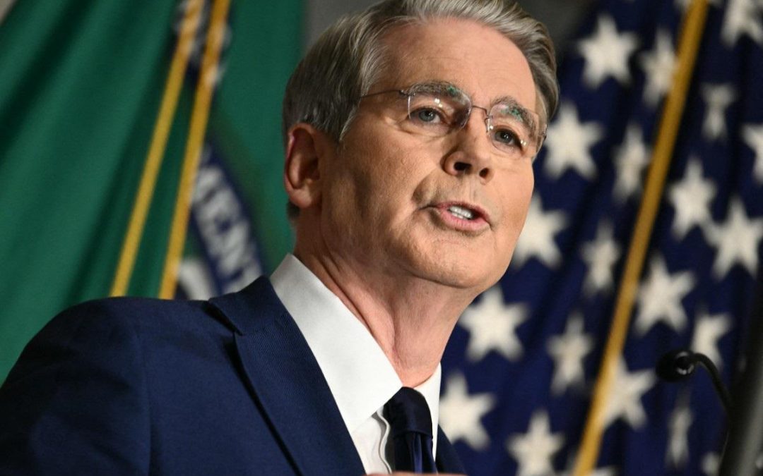 Iran, Bessent: “Trump lancia una nuova offensiva che punta a isolare Teheran”