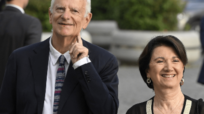 Luigi Cavallari, oggi l’ultimo saluto a Roma. Ministra Roccella: “Per sempre mano nella mano”