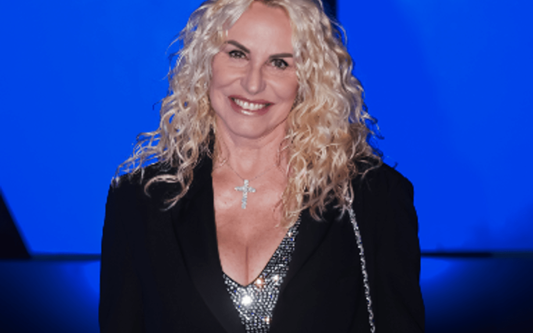 Antonella Clerici ‘contro’ le mete estive: “Forse ho sbagliato lavoro”