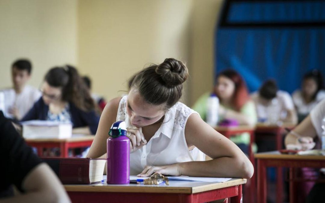Rientro a scuola, 5 buoni propositi per sopravvivere al ritorno in classe a settembre