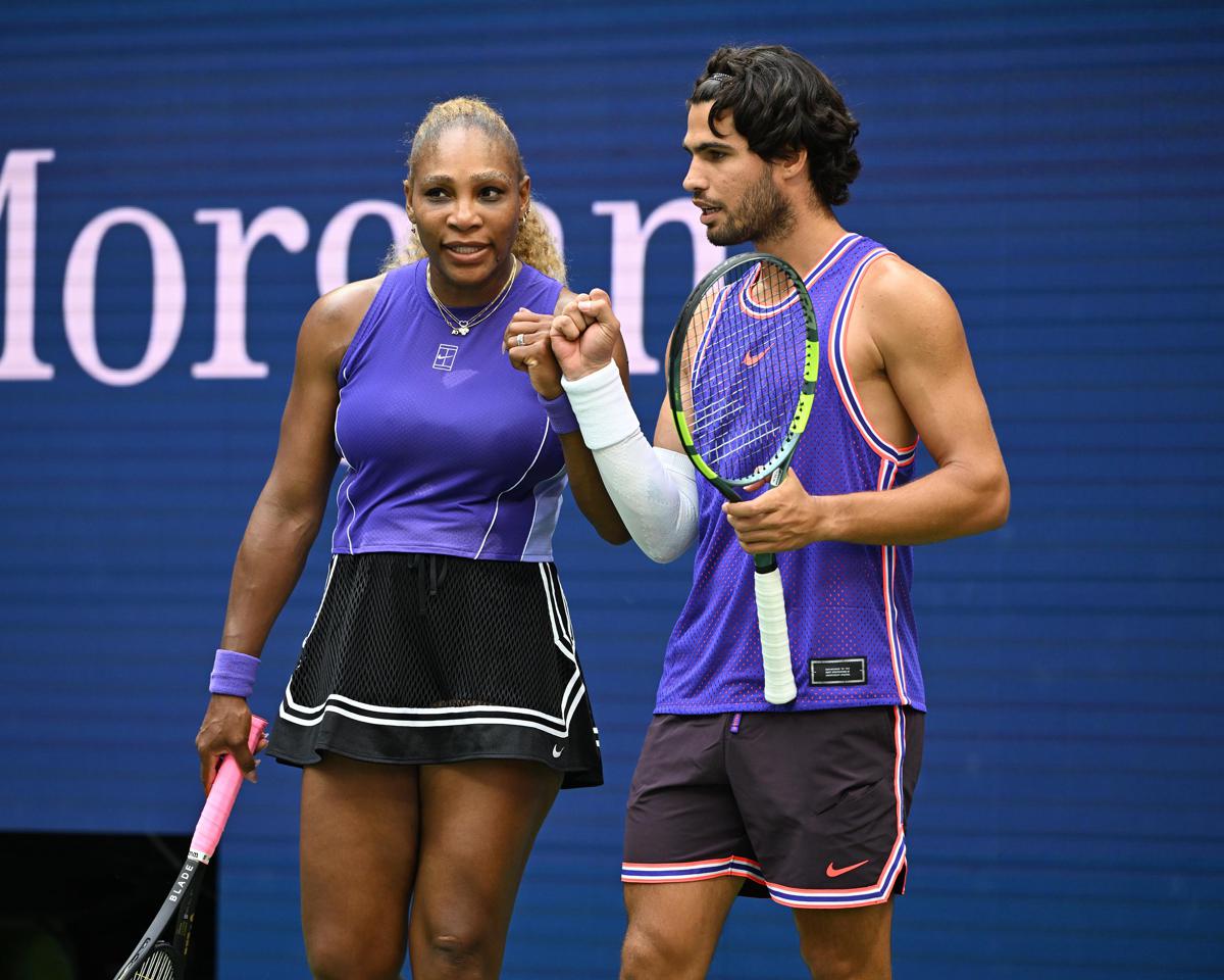 https://www.quotidianodelsud.it/wp-content/uploads/2026/08/serena-williams-e-carlos-alcaraz.jpeg
