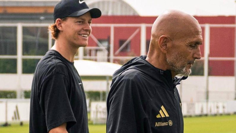 Sinner fa visita alla Juve, l’incontro con Spalletti