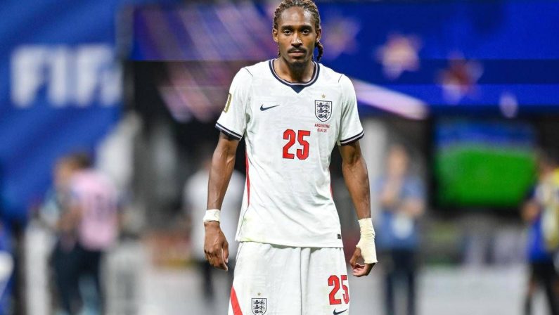 Colpo dell’Inter, è fatta per l’arrivo di Spence dal Tottenham
