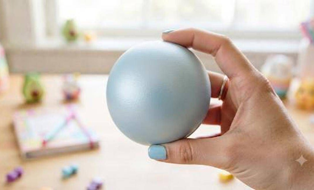 Francia, squishy esplode: ustionato in viso bambino di 8 anni