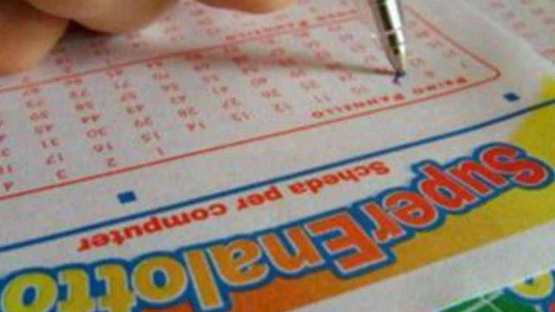 Superenalotto, estrazione e numeri vincenti di oggi 11 agosto 2026