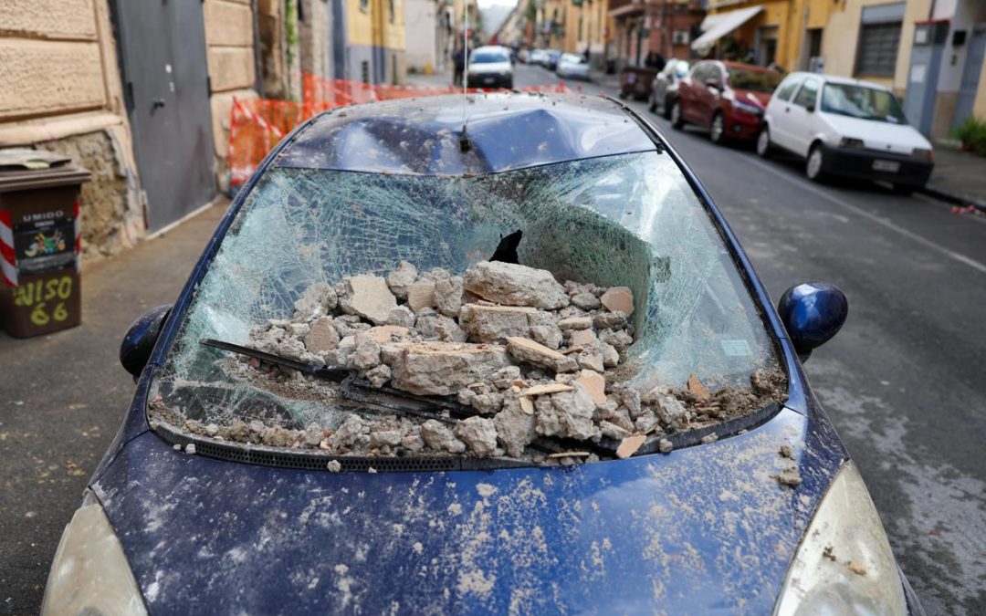 Terremoto 4.7 ai Campi Flegrei e sciame sismico, raffica di scosse