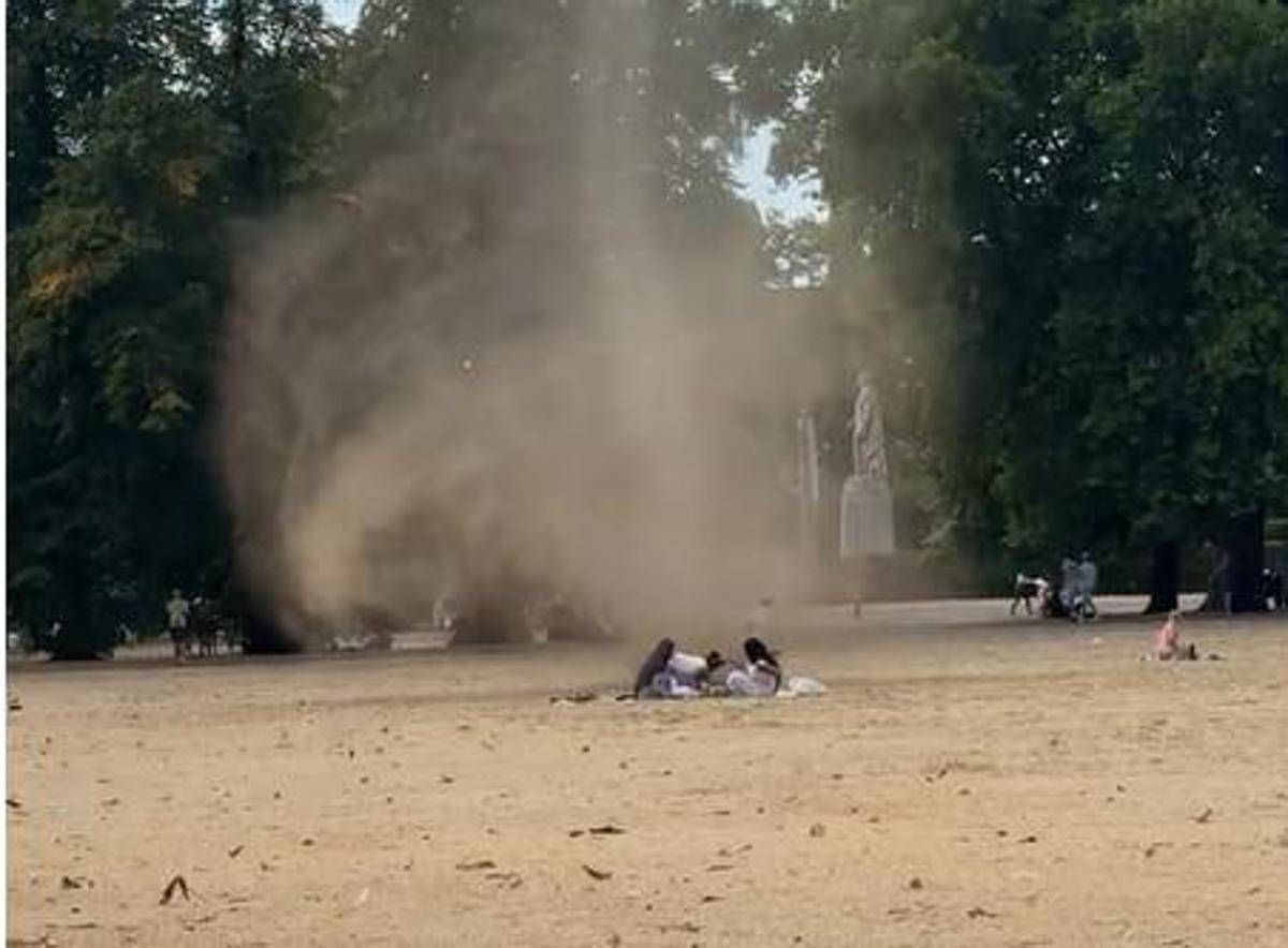 https://www.quotidianodelsud.it/wp-content/uploads/2026/08/tornado-polvere-fi.jpeg