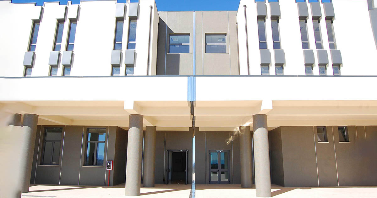 https://www.quotidianodelsud.it/wp-content/uploads/2026/08/tribunale-di-castrovillari.jpg