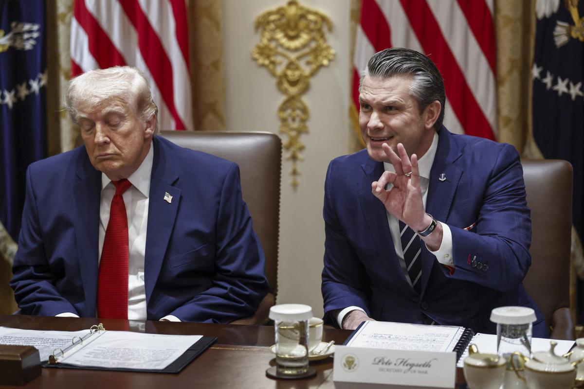 https://www.quotidianodelsud.it/wp-content/uploads/2026/08/trump-hegseth-fg-ipa-1.jpeg