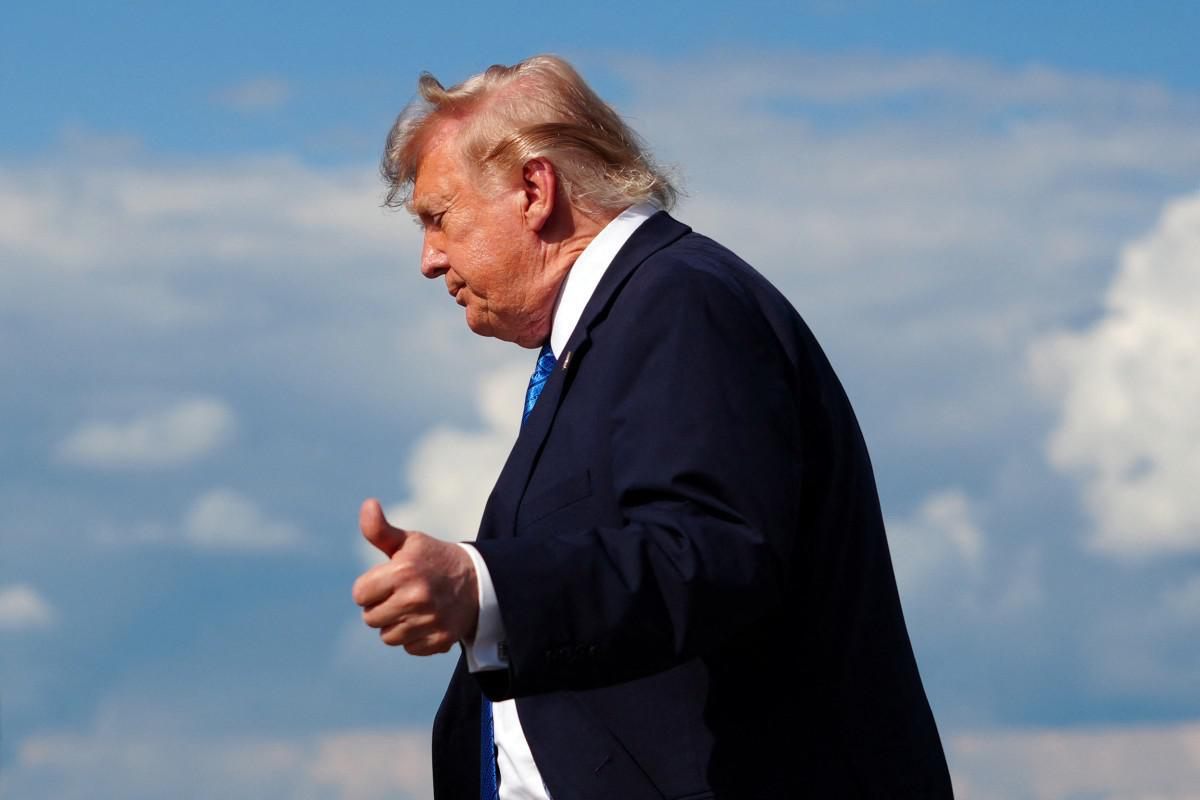https://www.quotidianodelsud.it/wp-content/uploads/2026/08/trump-pollice-afp-0108.jpeg