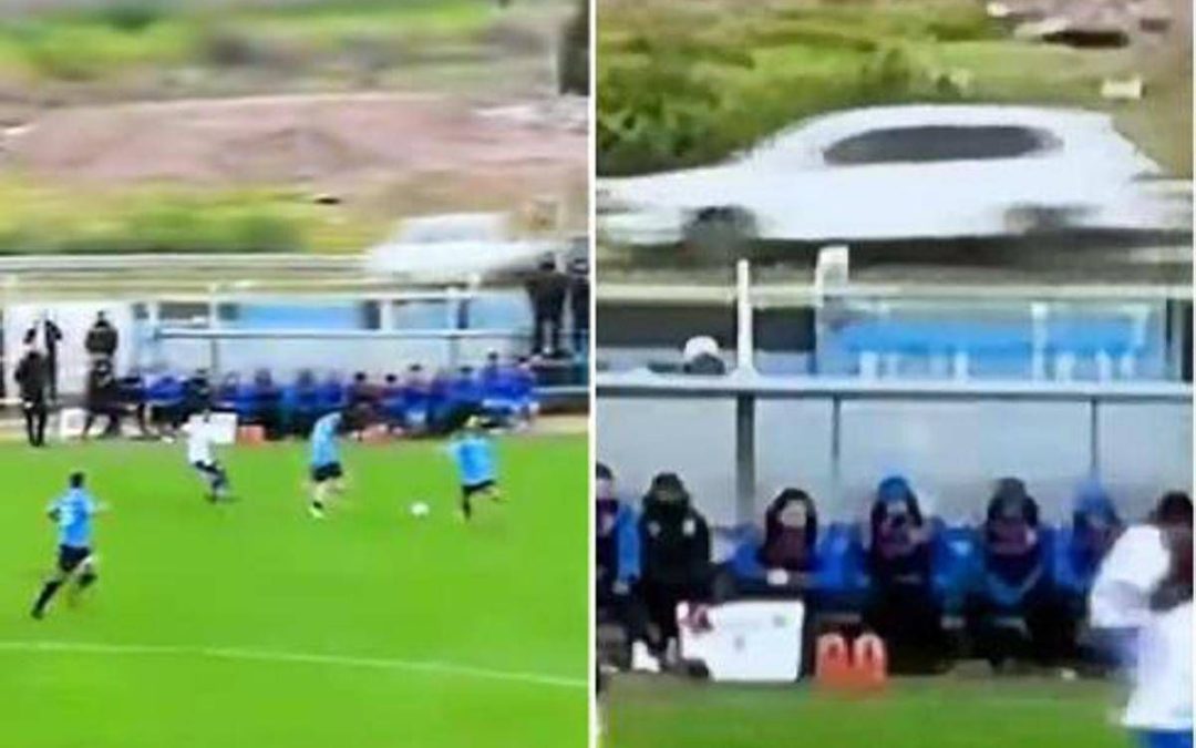 Fallo laterale, palla in autostrada e incidente: lo show del calcio in Uruguay