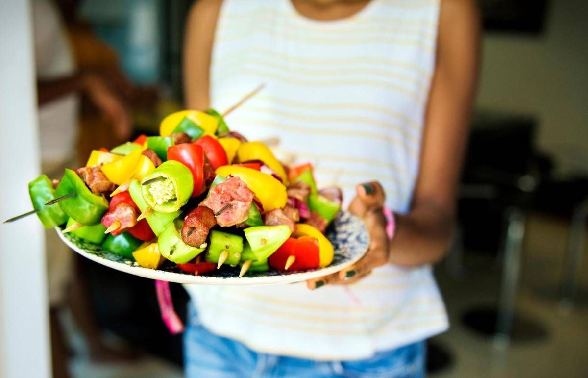 https://www.quotidianodelsud.it/wp-content/uploads/2026/08/verdure-barbecue-spiedini-123rf.jpeg