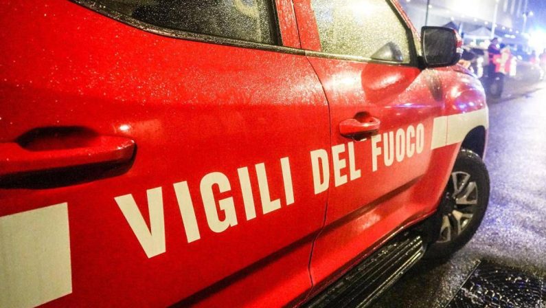 Livorno, crolla il balcone: 56enne precipita per dieci metri e muore