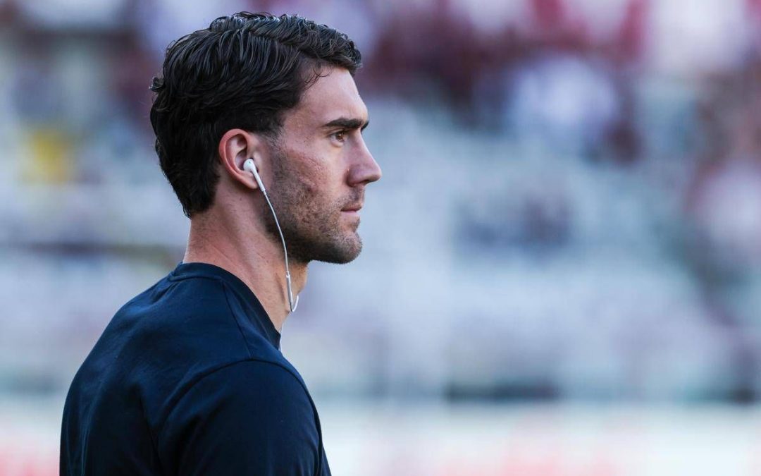 Vlahovic verso il Besiktas: “Iniziate le trattative per il trasferimento”
