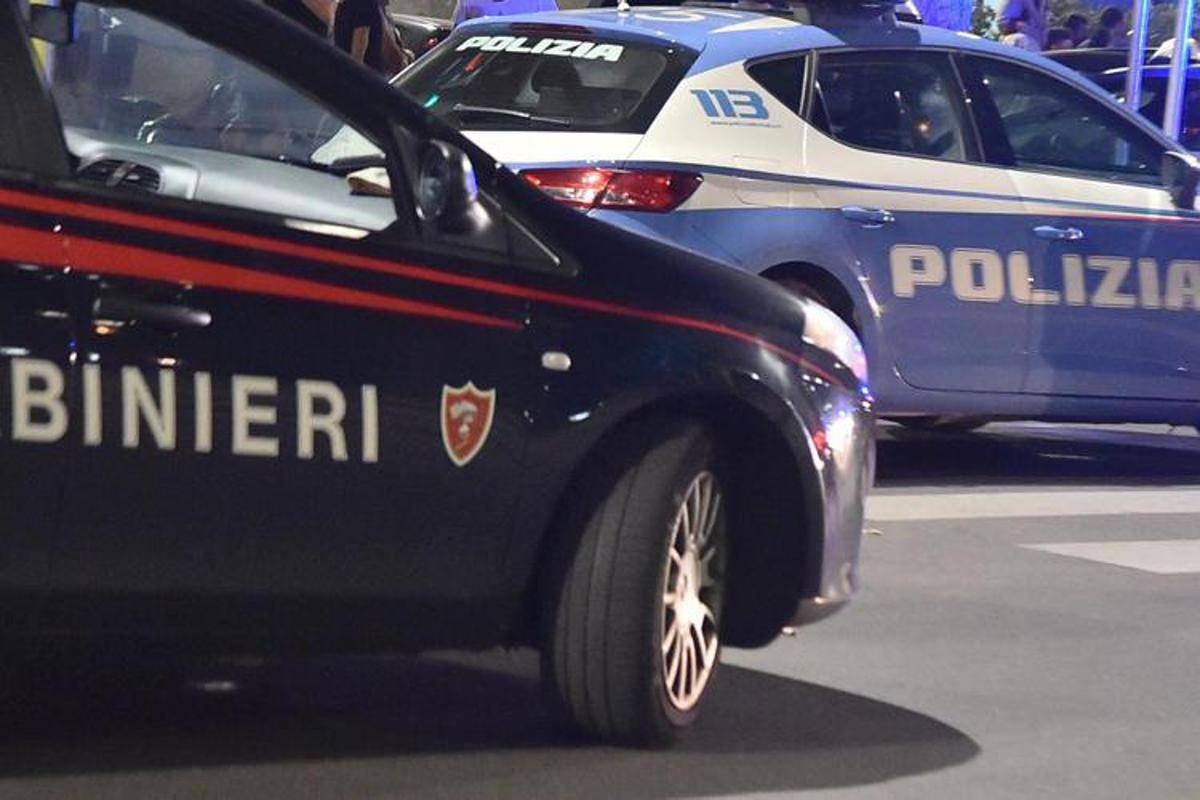 https://www.quotidianodelsud.it/wp-content/uploads/2026/08/volante-polizia-carabinieri-fg.jpeg