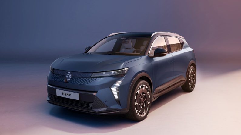 Renault aggiorna Scenic E-Tech Electric, fino a 642 km di autonomia