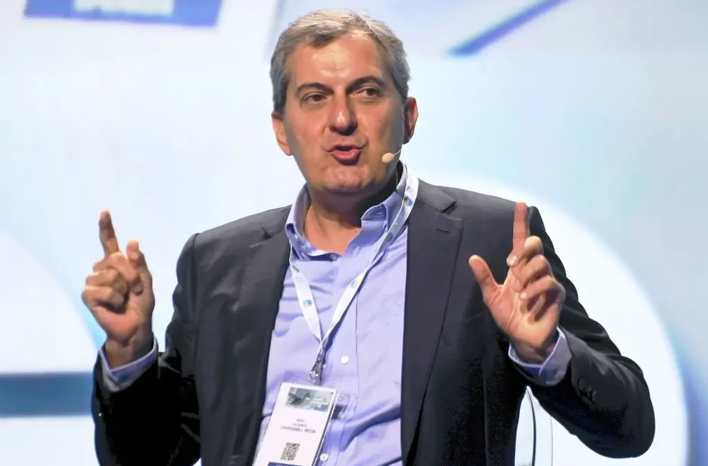 Milano, Calabresi dà le dimissioni da Chora Media. Pronto a candidarsi a sindaco