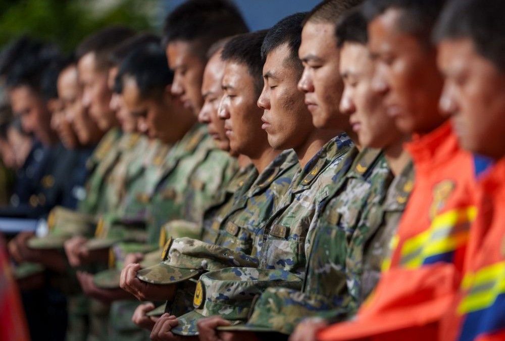 In Cina le commemorazioni per le vittime della colata di fango nello Xizang