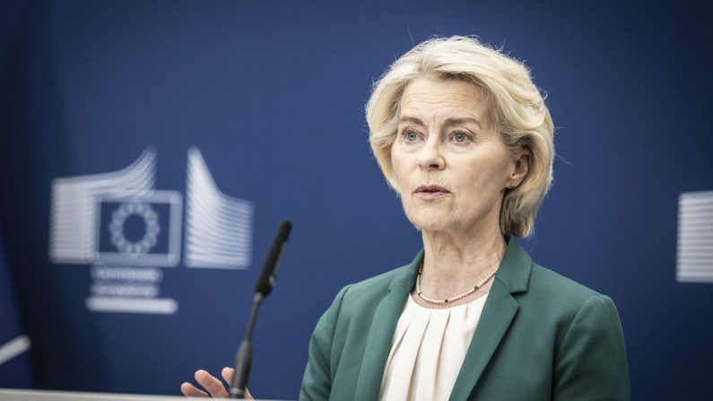 Von der Leyen “Ue e Nato unite, manterranno la pressione sulla Russia”
