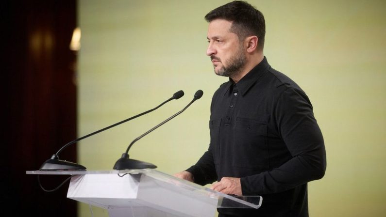 Ucraina, Zelensky “Attacco russo su 13 regioni”