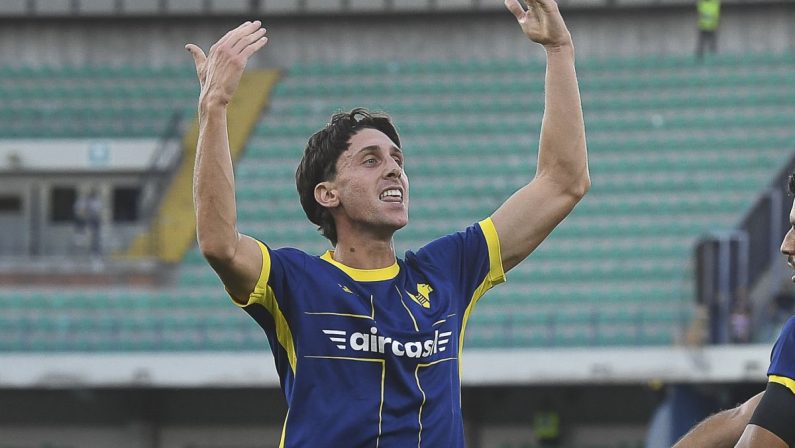 Colpo Verona, elimina il Cagliari e sfiderà la Roma in Coppa Italia
