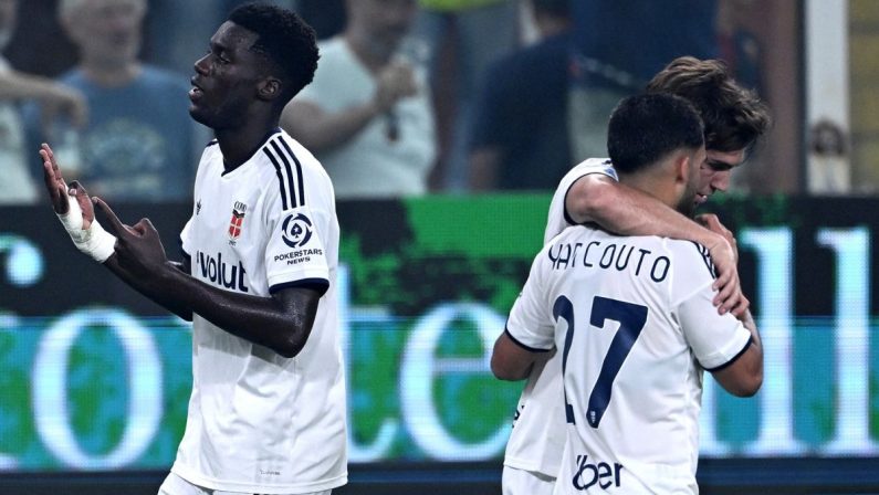 Poker del Como fuori casa, piegato 4-1 il Genoa