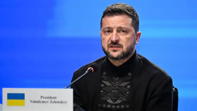 Ucraina, Zelensky “Pronti per colloqui, serve pace dignitosa”