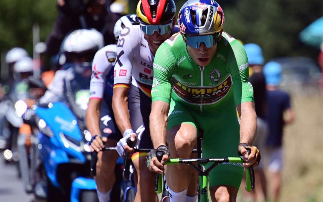Van Aert batte Romele in volata, Mas resta leader della Vuelta